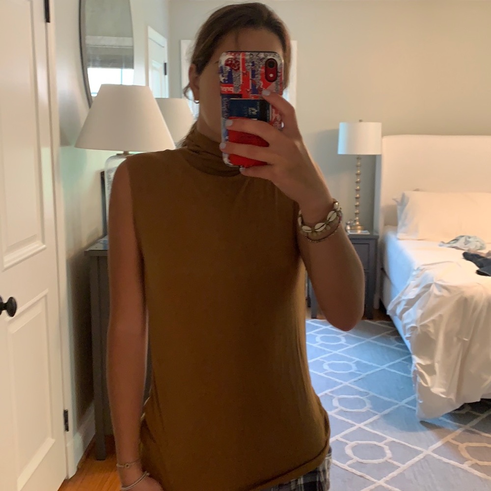turtle neck tank top